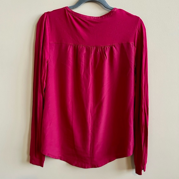 Banana Republic Mixed Media Top - Picture 2 of 6